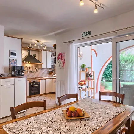 Vallis Aurea * Пореч