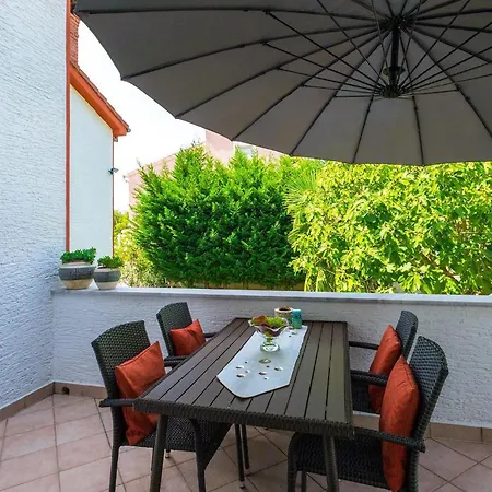 Vallis Aurea Πόρετς