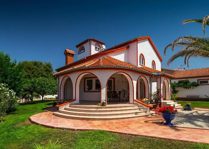 Vallis Aurea 別荘 *