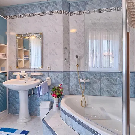 Vallis Aurea Prázdninový dům *